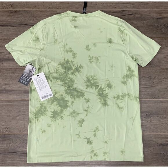 NWT Lululemon The Fundamental T Shirt - Picture 2 of 5